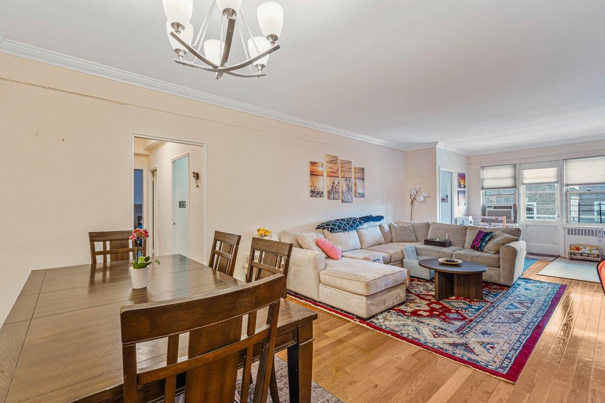 69-10 108th Street # 6D, Forest Hills, NY 11375