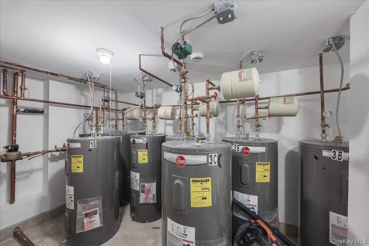 2740 Sexton Place, Bronx, NY 10469