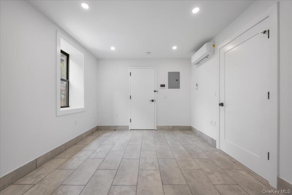 2740 Sexton Place, Bronx, NY 10469