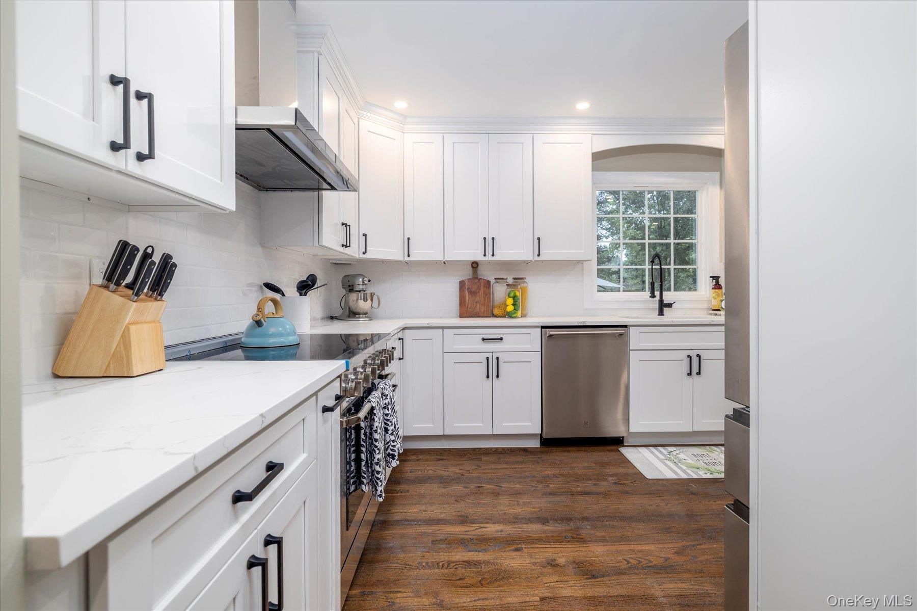 12 Northfield Drive, Northport, NY 11768