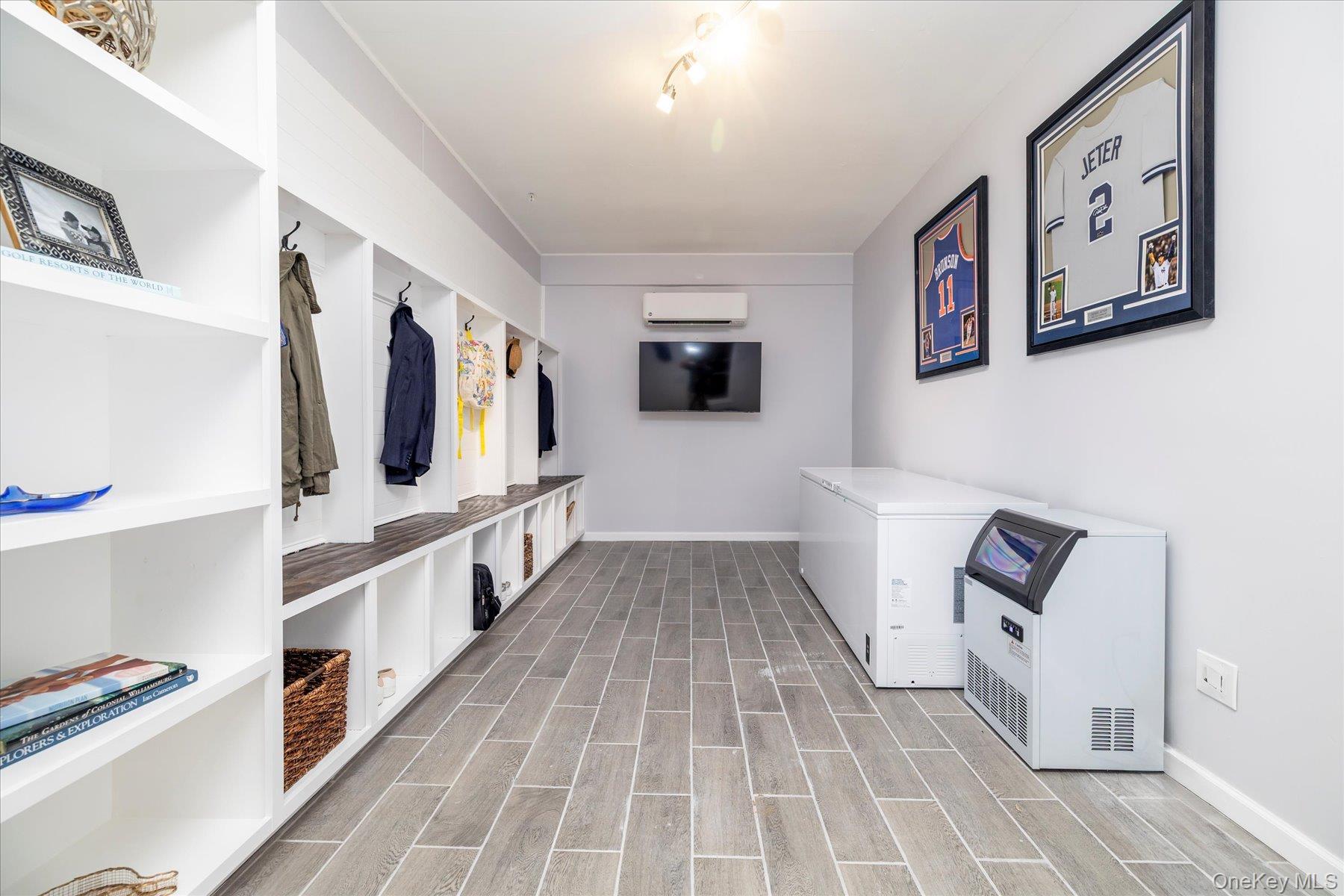 12 Northfield Drive, Northport, NY 11768