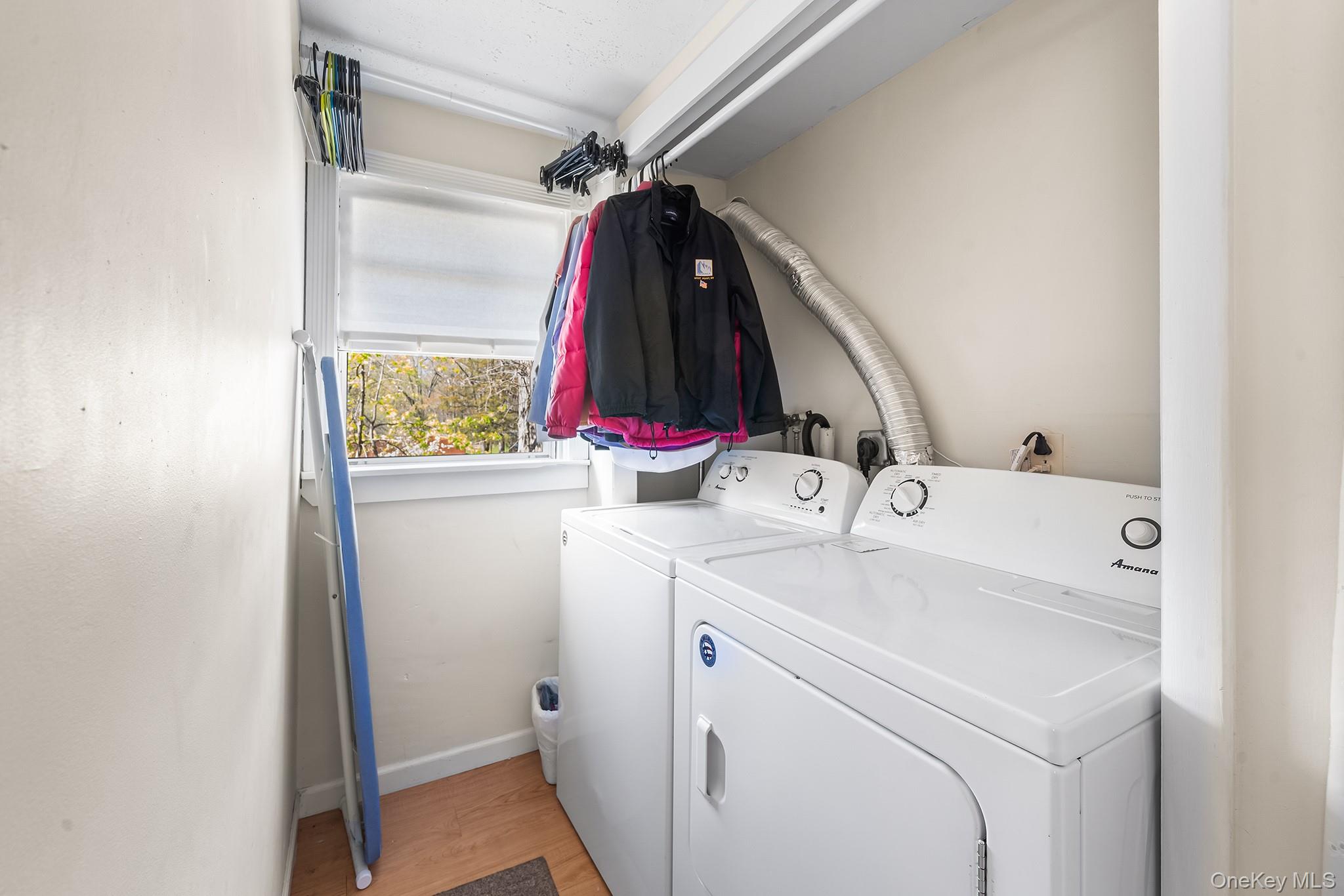 8 Oak Drive, New Windsor, NY 12553