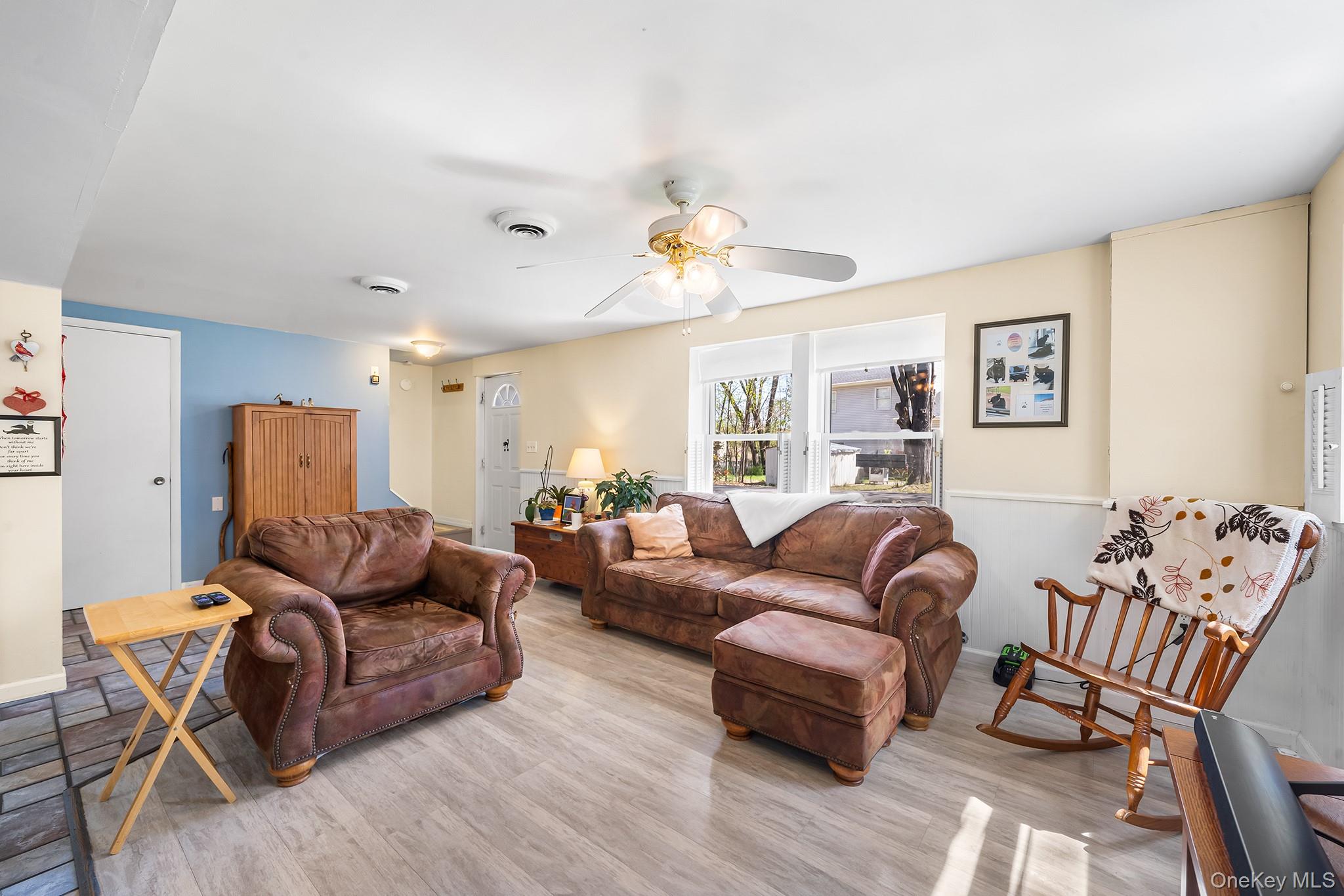 8 Oak Drive, New Windsor, NY 12553