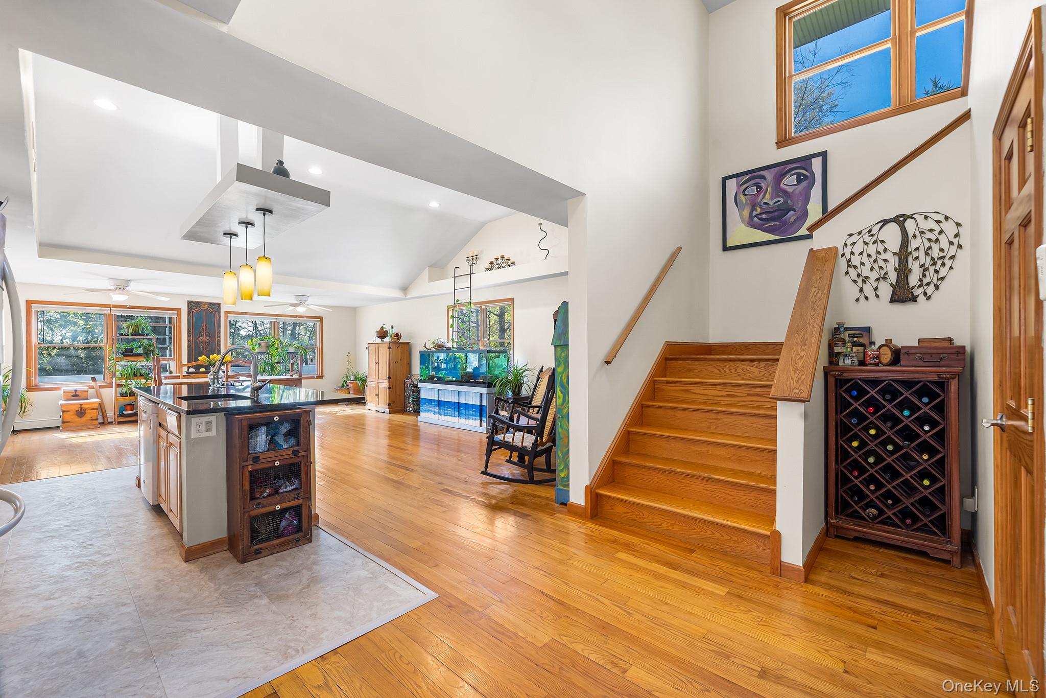 8 Oak Drive, New Windsor, NY 12553