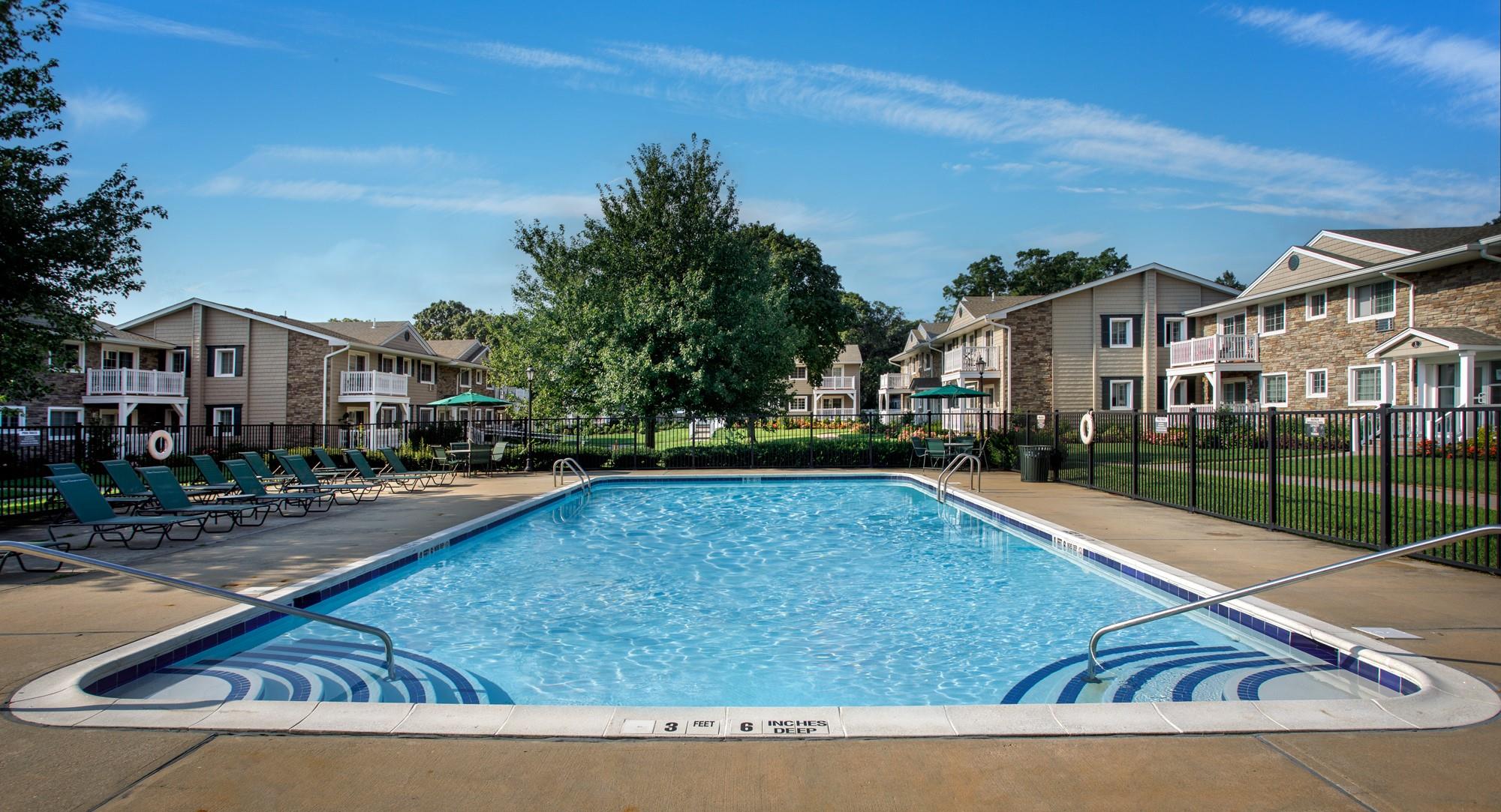 24 Williams Boulevard # 24-2f, Lake Grove, NY 11755