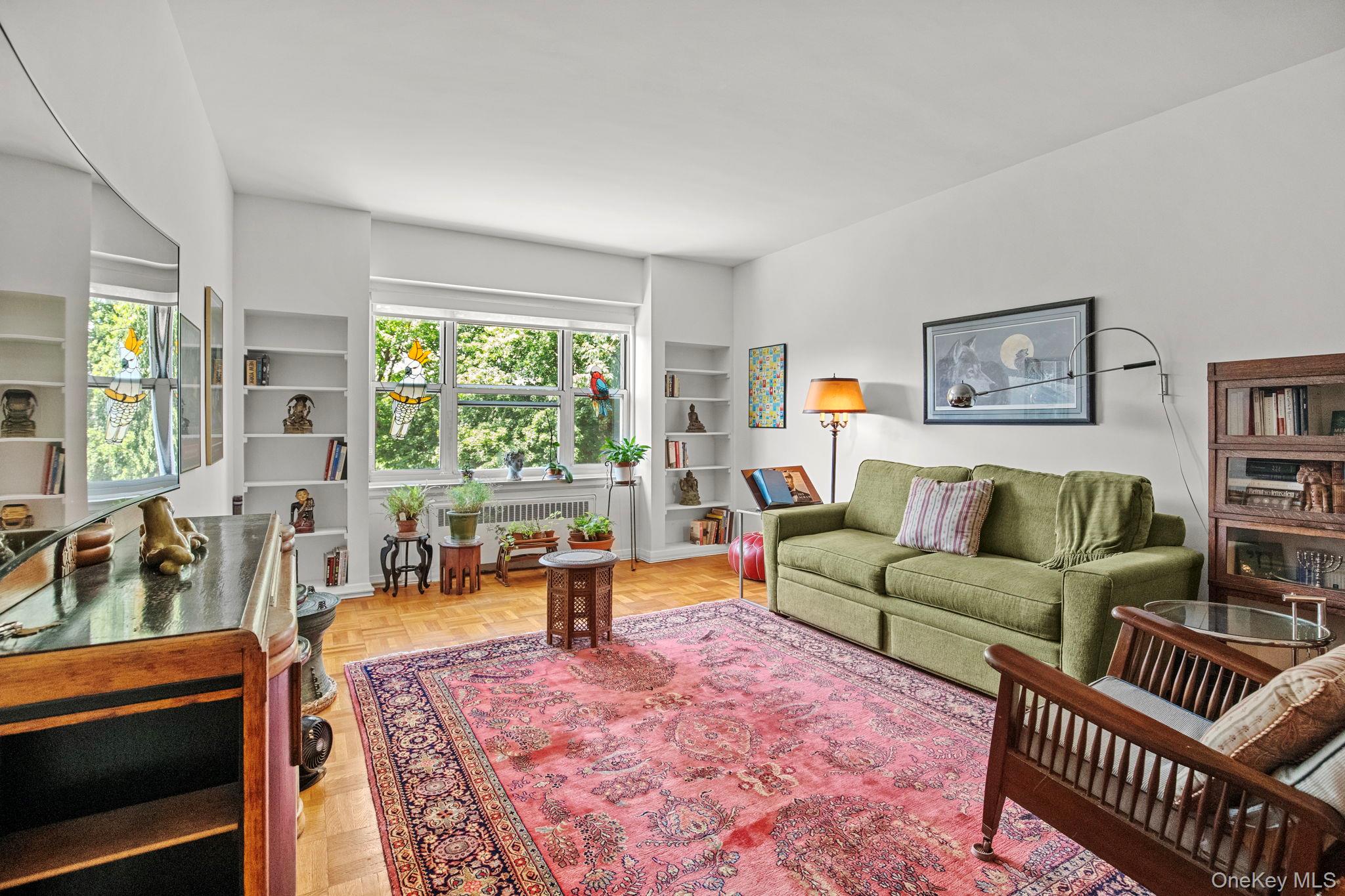 290 Collins Ave # 3B, Mount Vernon, NY 10552