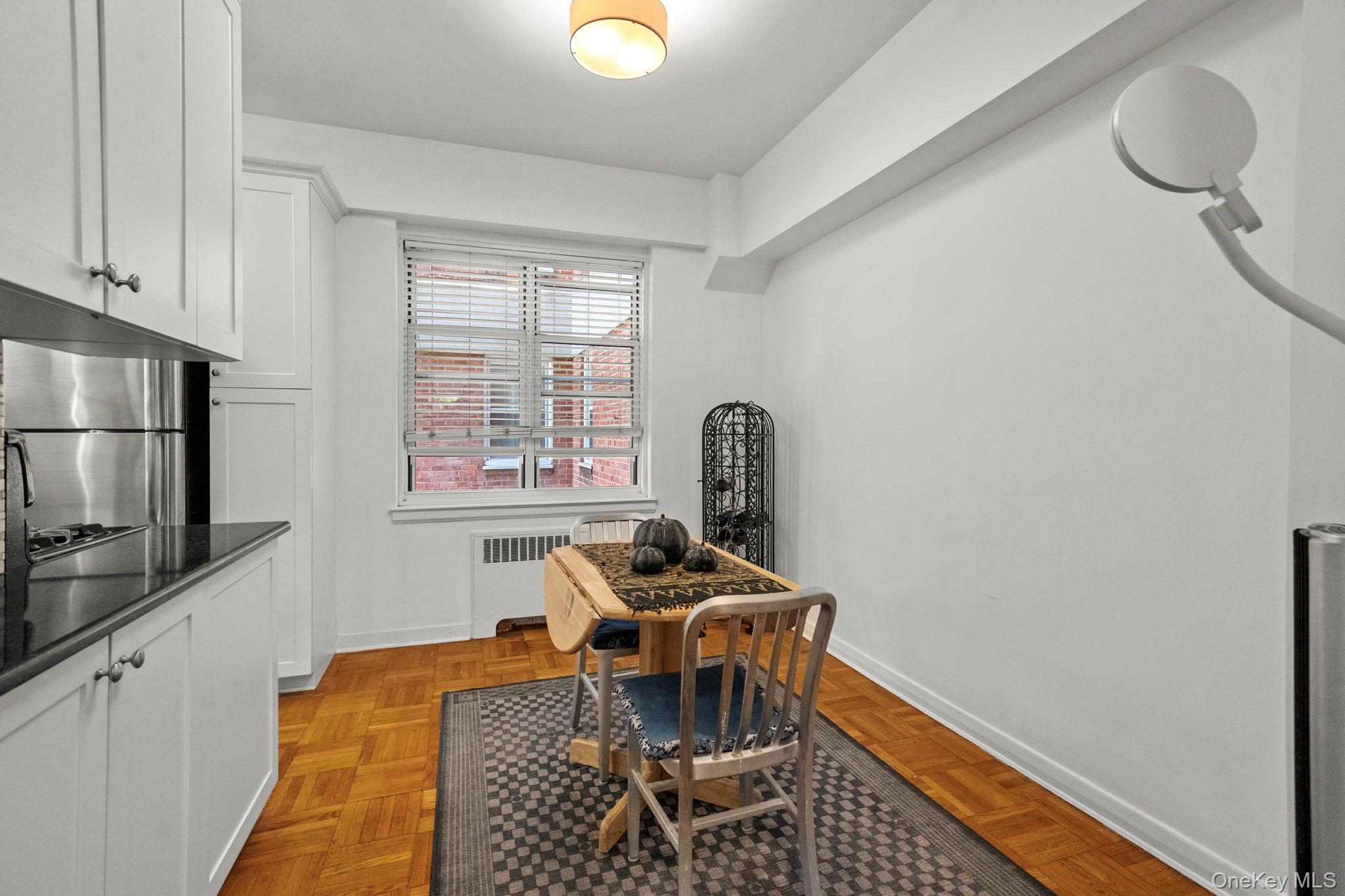 290 Collins Ave # 3B, Mount Vernon, NY 10552