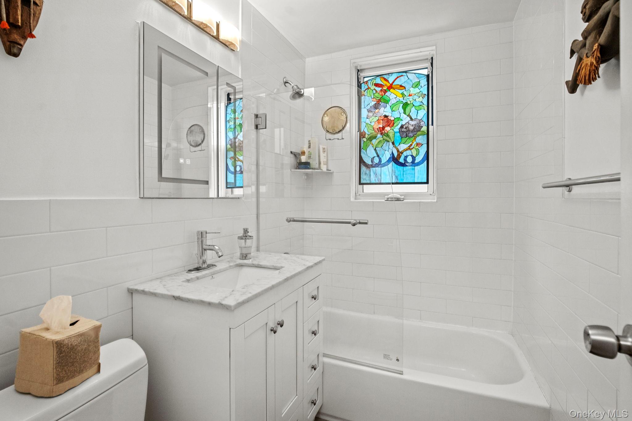 290 Collins Ave # 3B, Mount Vernon, NY 10552