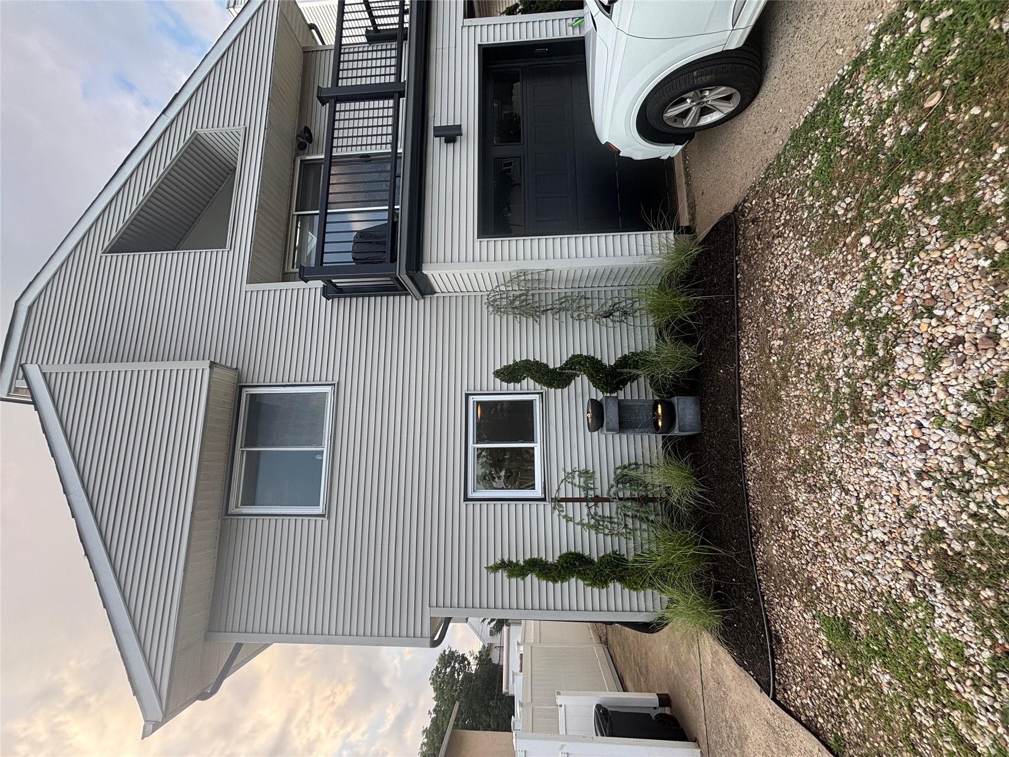 515 W Hudson Street # 1, Long Beach, NY 11561