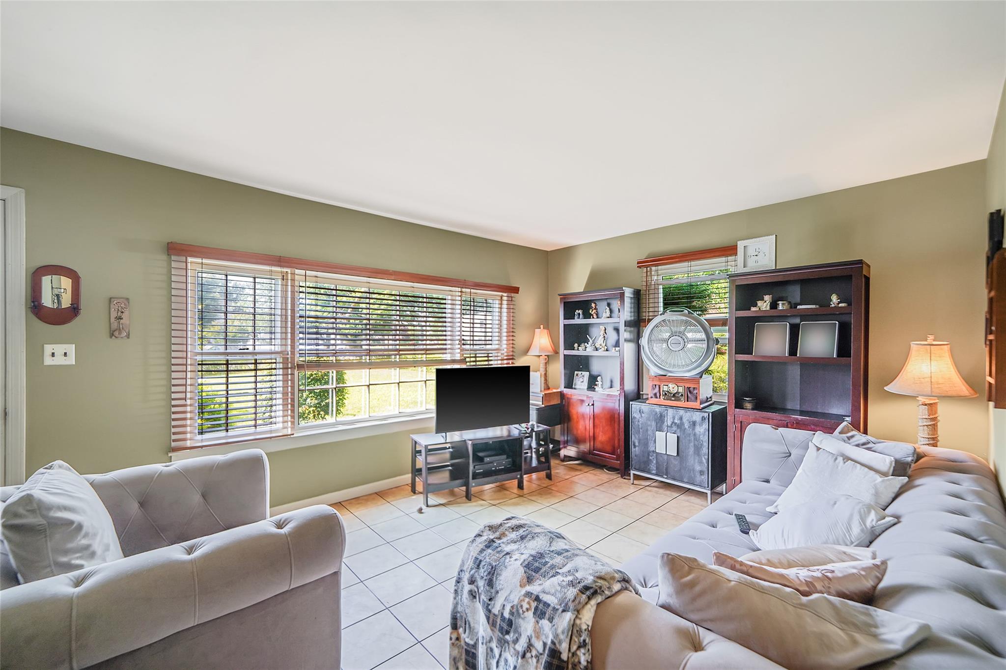 2475 Marshall Avenue, North Bellmore, NY 11710