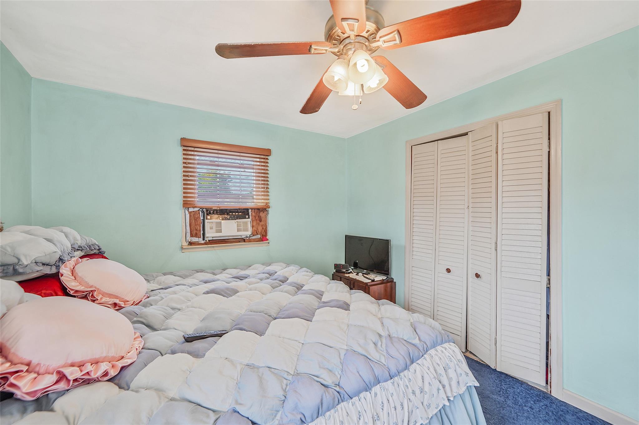 2475 Marshall Avenue, North Bellmore, NY 11710