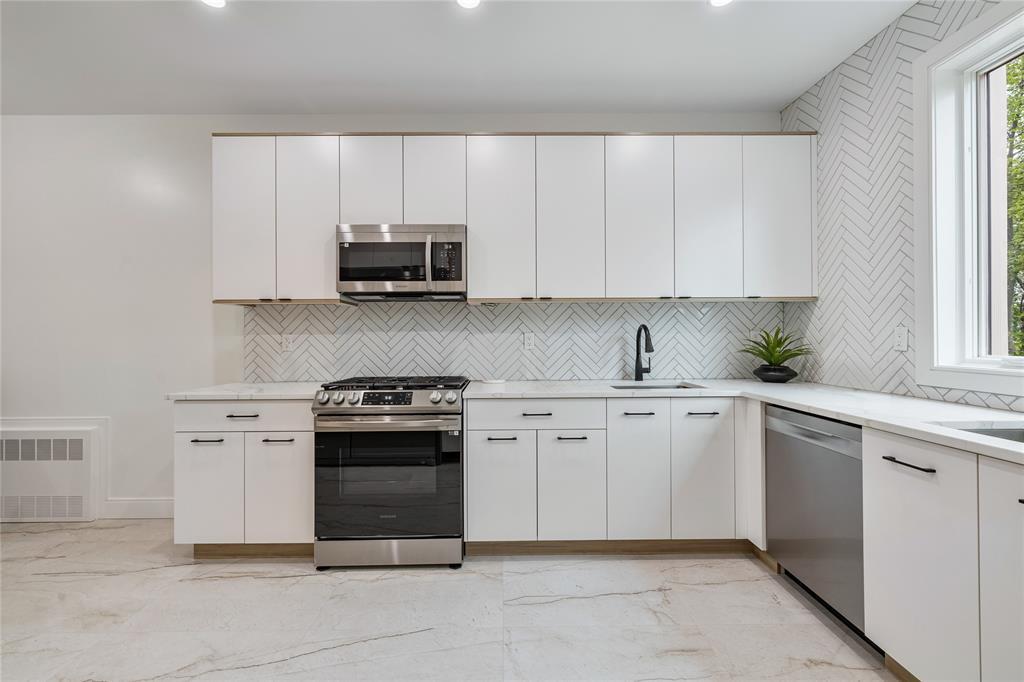 17 Union Road # 209, Spring Valley, NY 10977