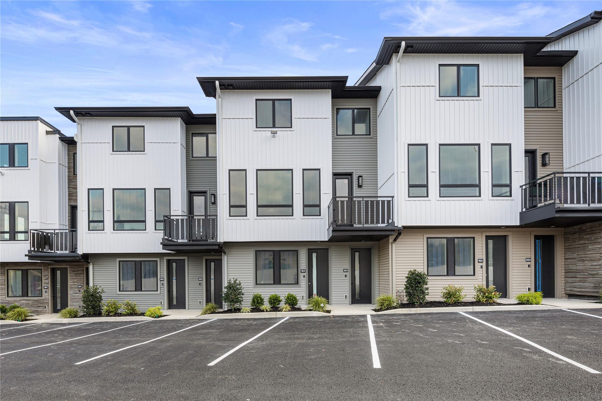 17 Union Road # 209, Spring Valley, NY 10977