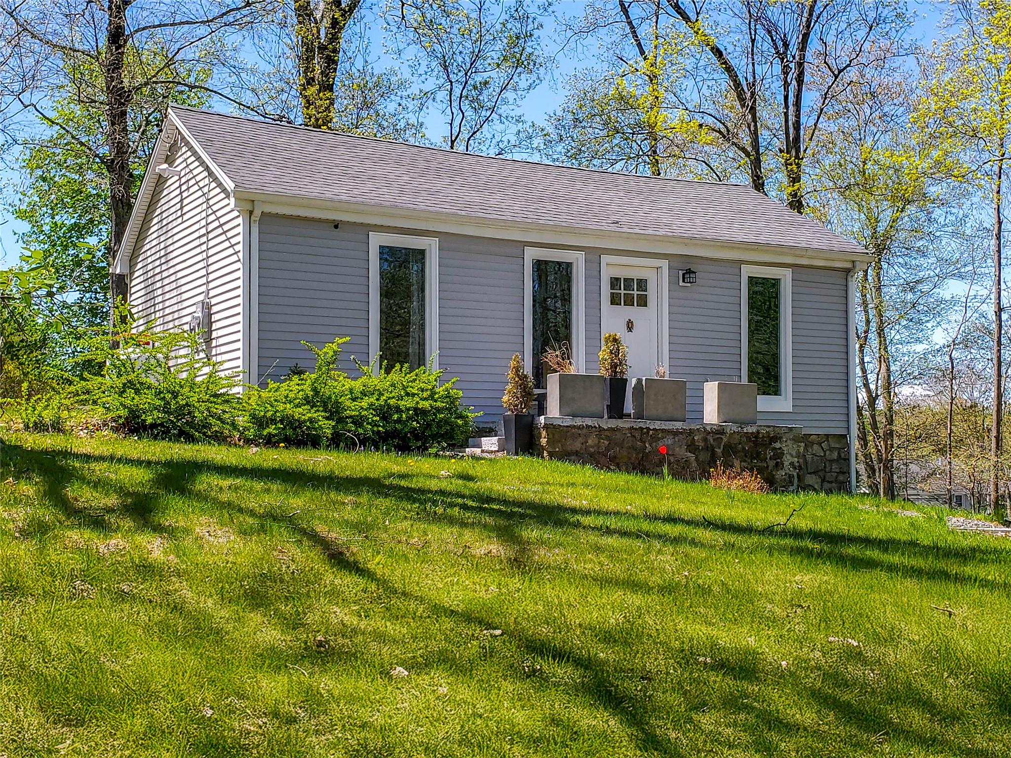 9 Roseton, New Fairfield, CT 06812