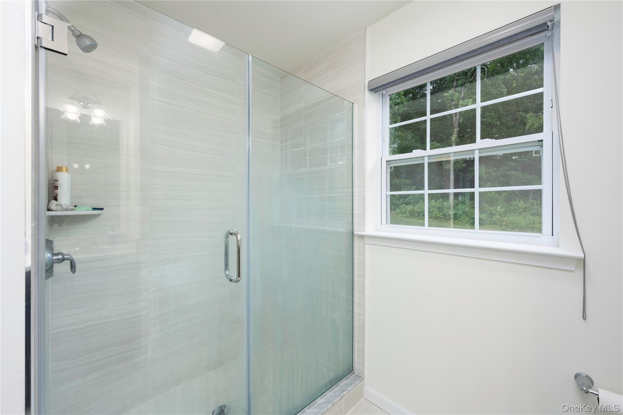 219 Ridgeline Drive, Poughkeepsie, NY 12603