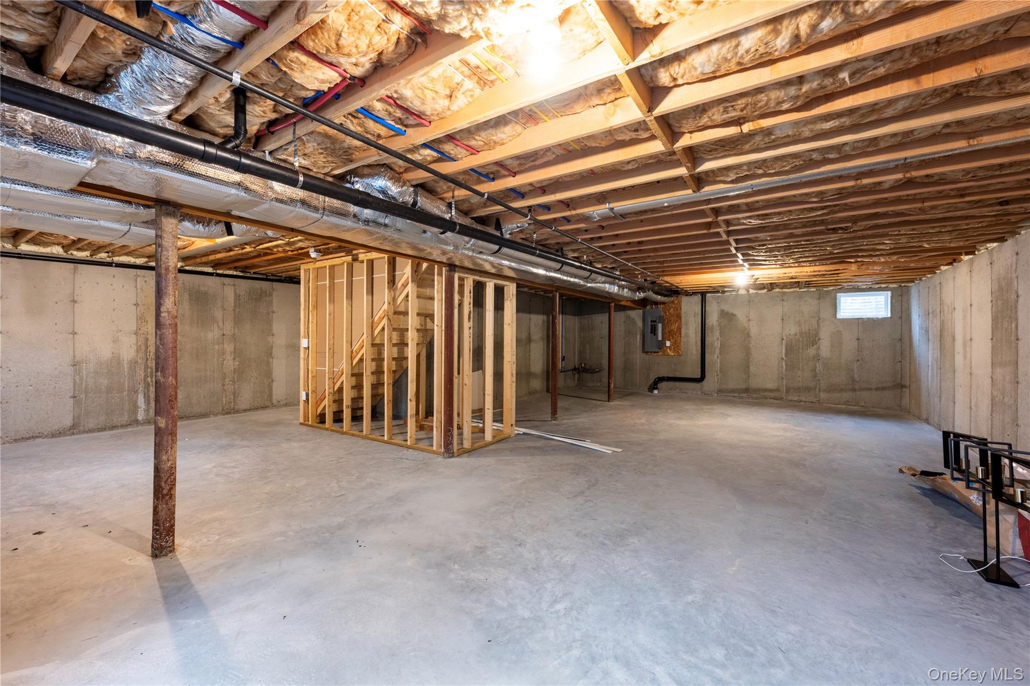 219 Ridgeline Drive, Poughkeepsie, NY 12603