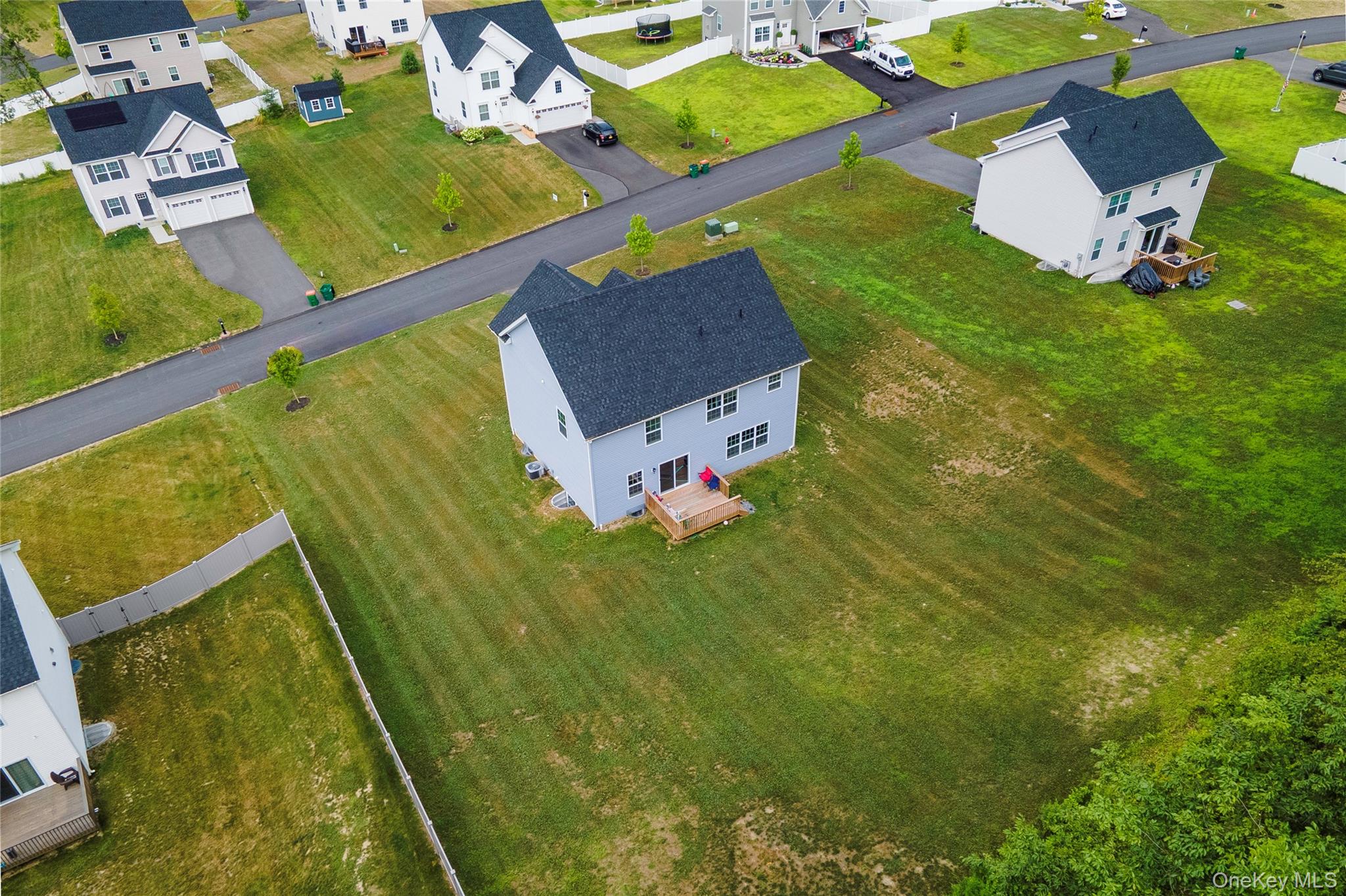 219 Ridgeline Drive, Poughkeepsie, NY 12603