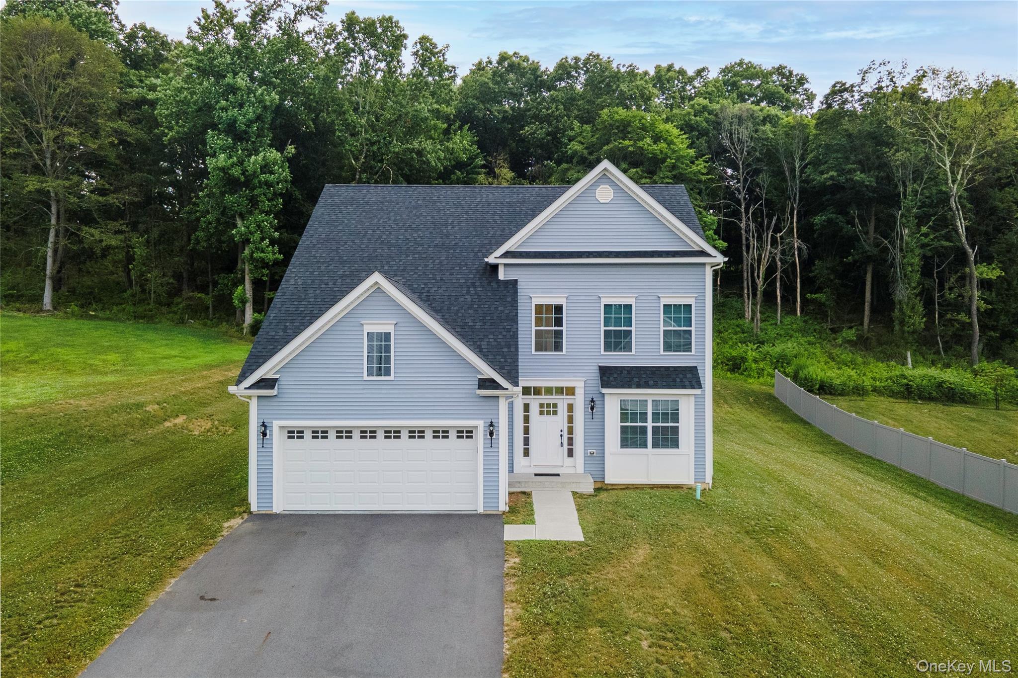 219 Ridgeline Drive, Poughkeepsie, NY 12603