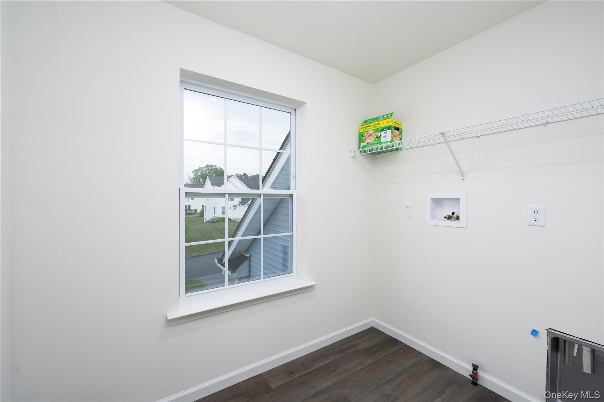 219 Ridgeline Drive, Poughkeepsie, NY 12603