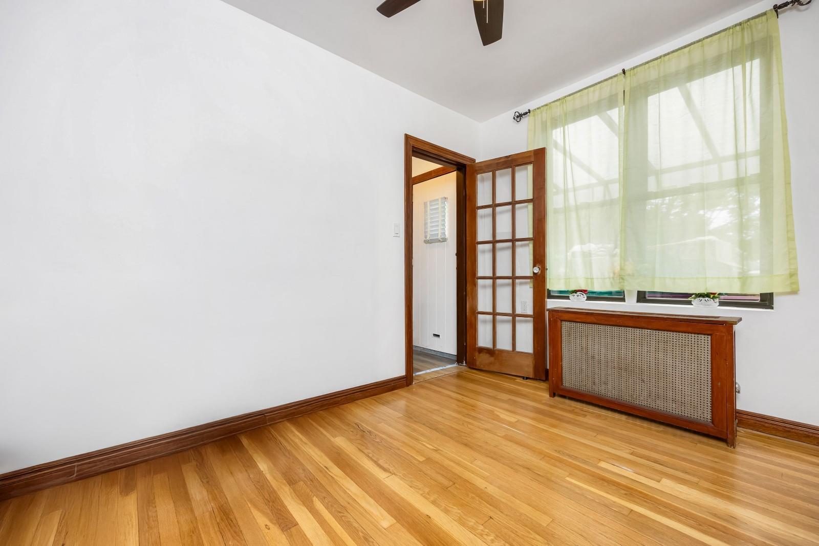 82-19 77th Avenue, Glendale, NY 11385