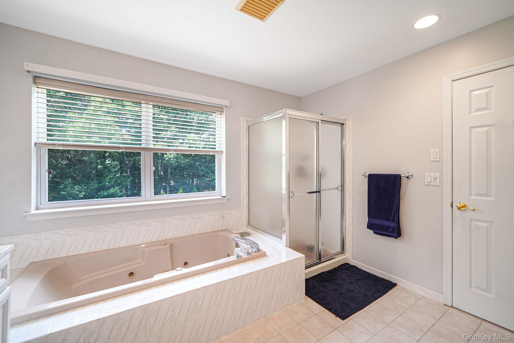 7 Sara Court, Nesconset, NY 11767