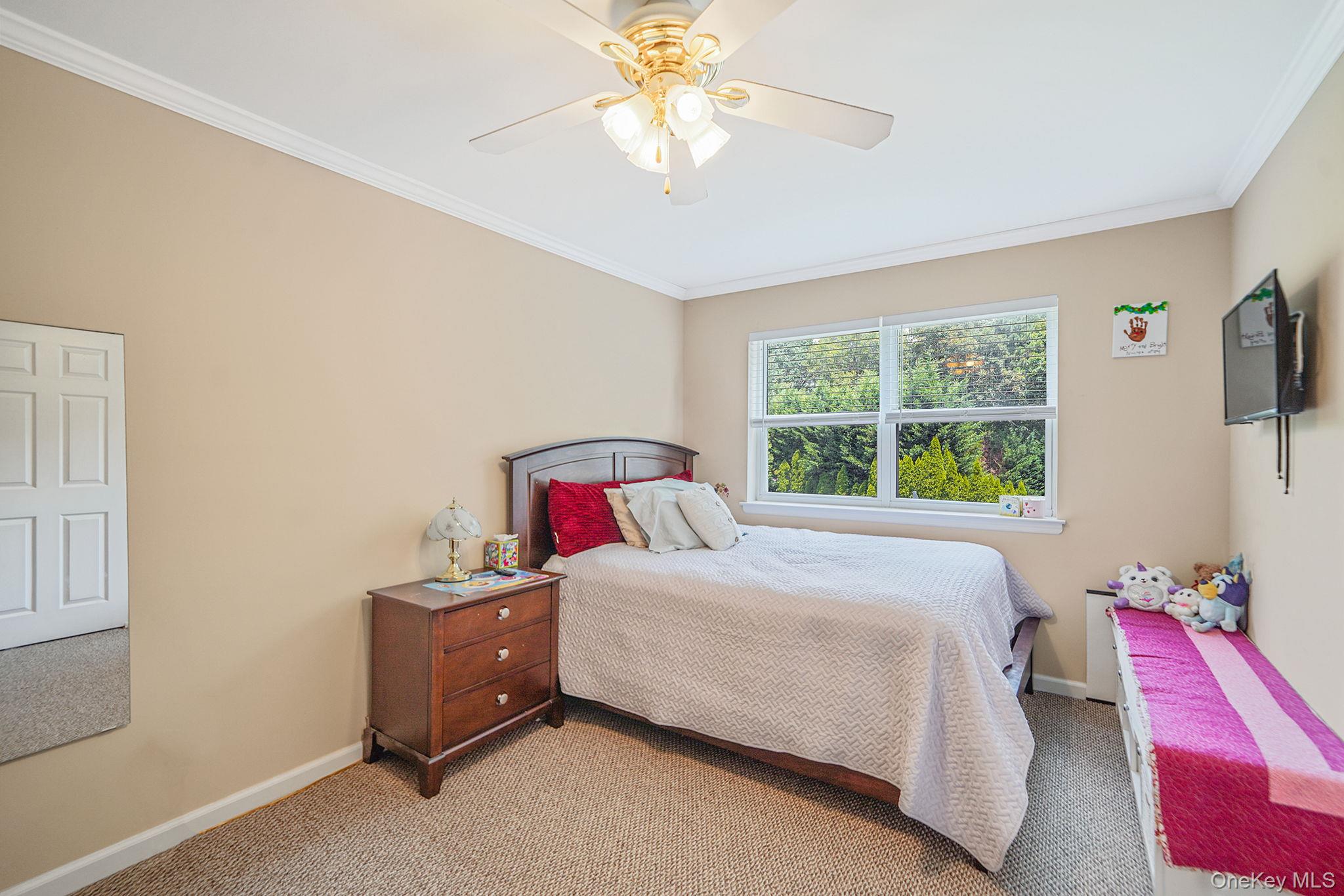 7 Sara Court, Nesconset, NY 11767