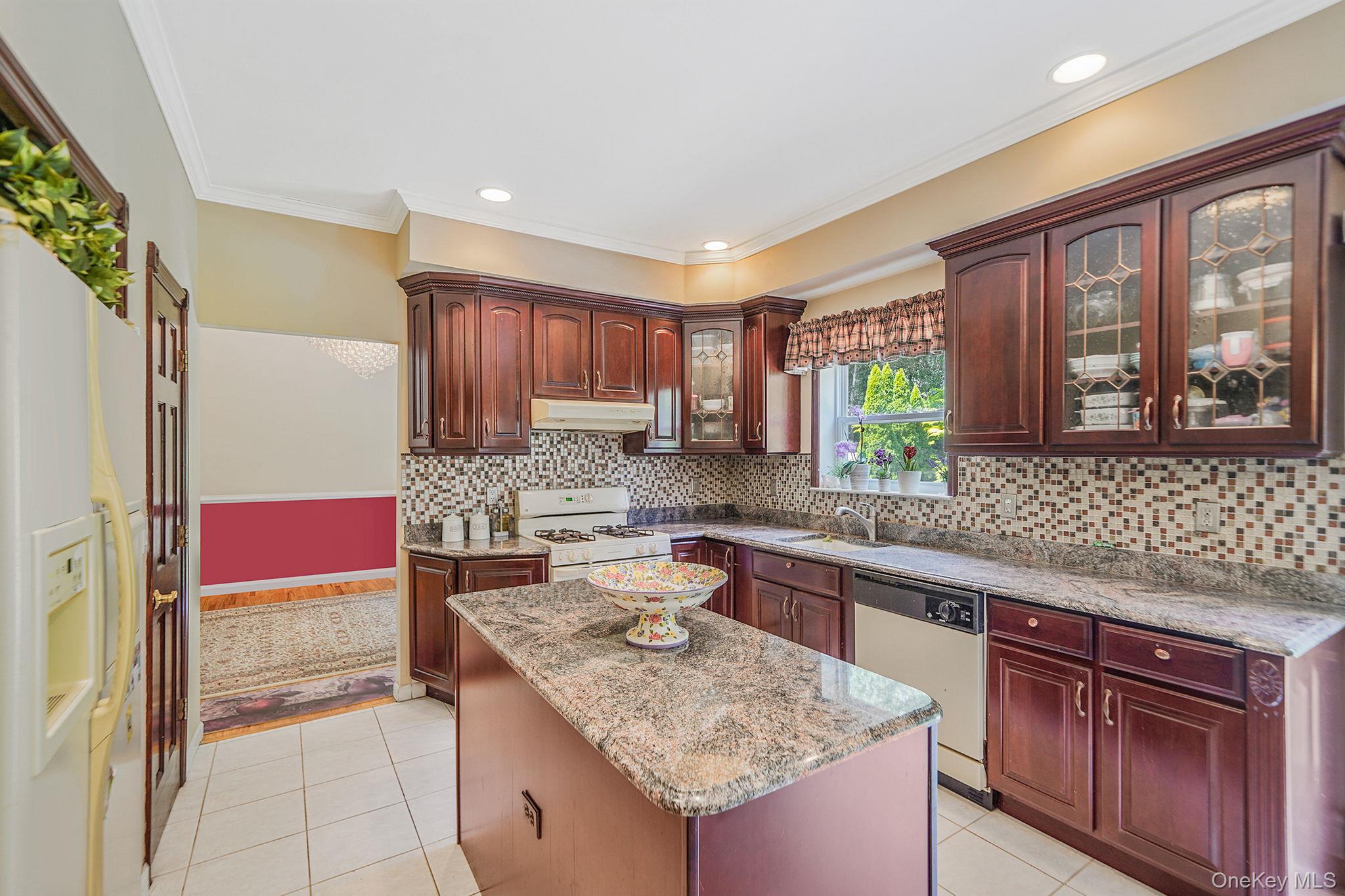 7 Sara Court, Nesconset, NY 11767