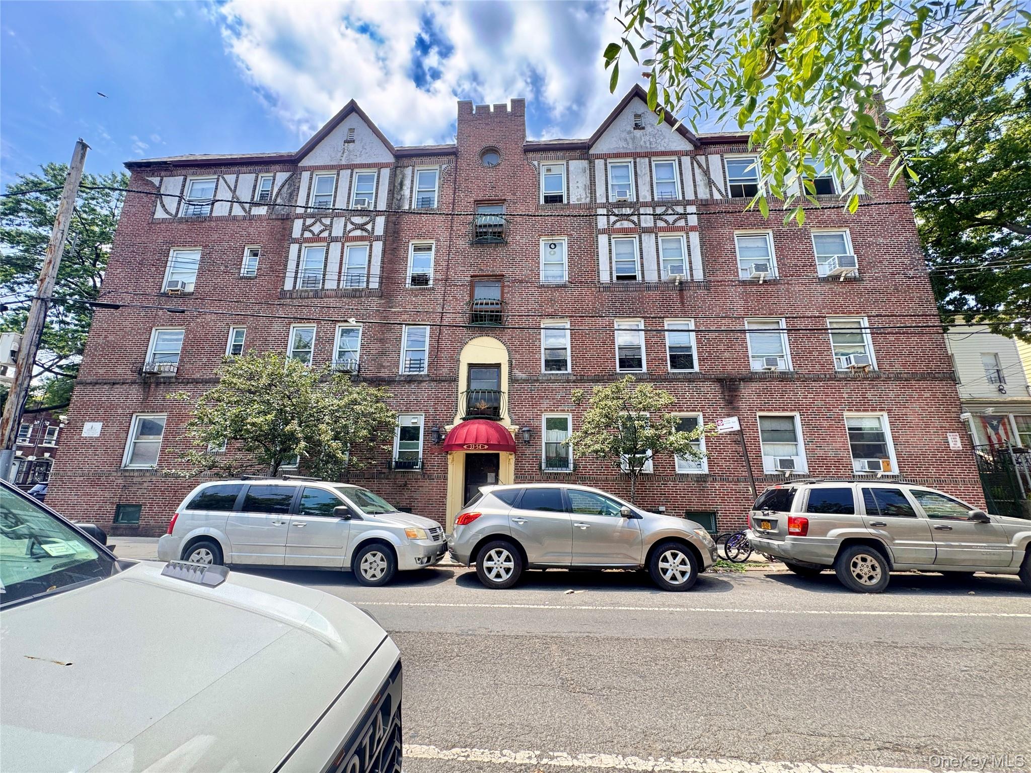 98-15 34th Ave, Corona, NY 11368