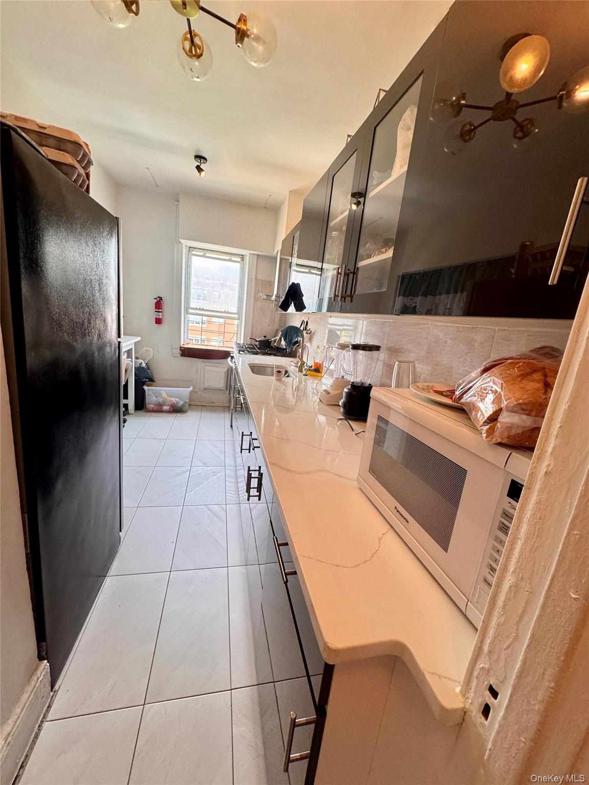 98-15 34th Ave, Corona, NY 11368