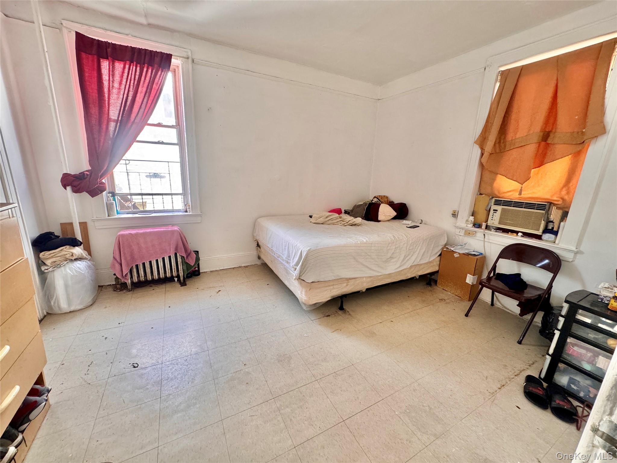 98-15 34th Ave, Corona, NY 11368