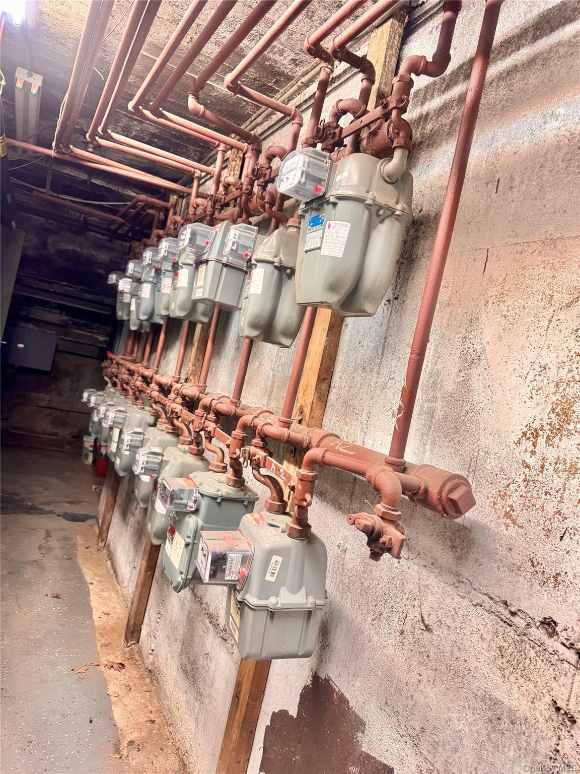 98-15 34th Ave, Corona, NY 11368