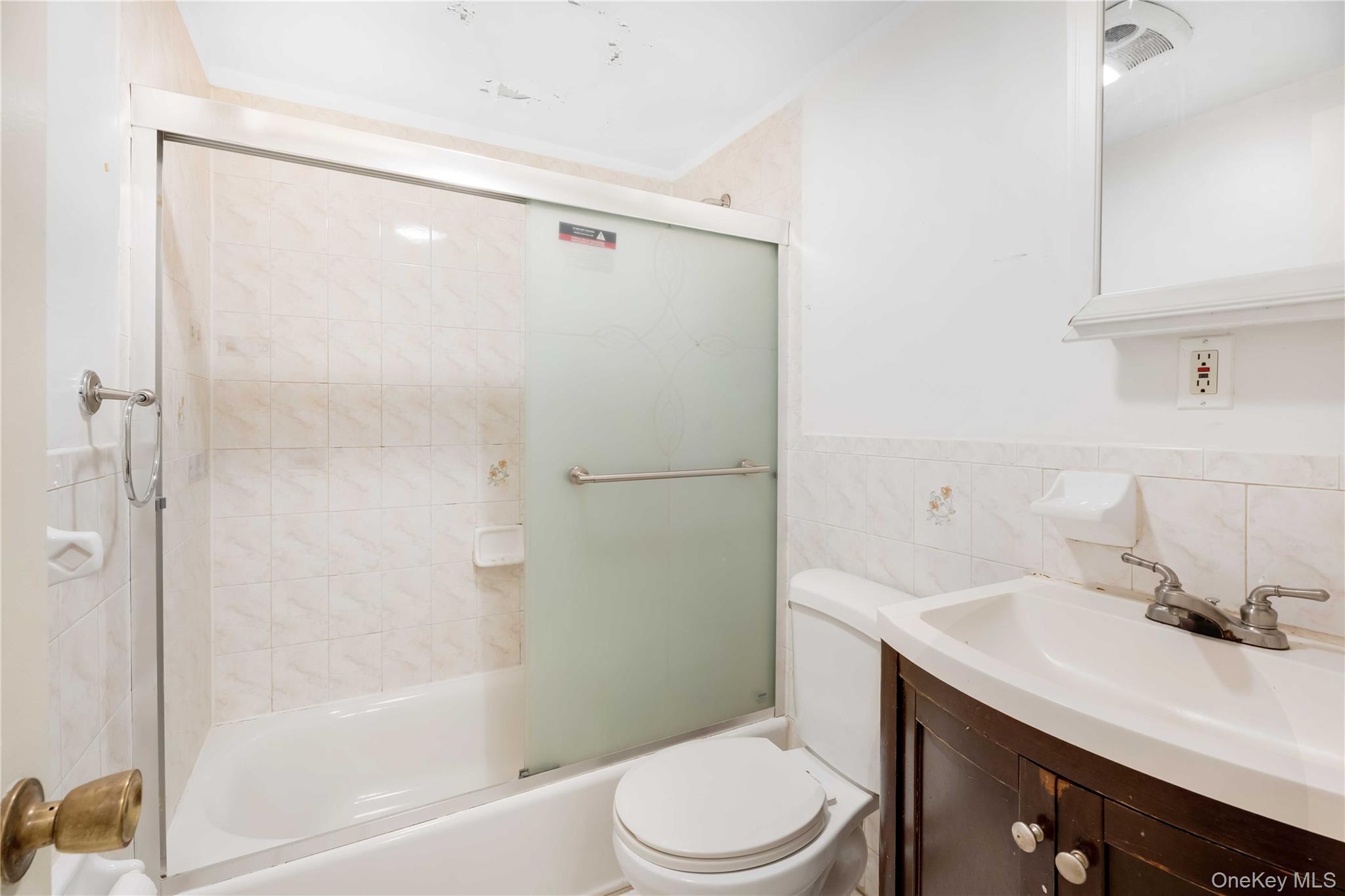 69 Monroe Street, Brooklyn, NY 11216