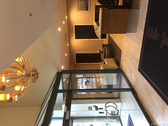 26 W Broadway # 301, Long Beach, NY 11561