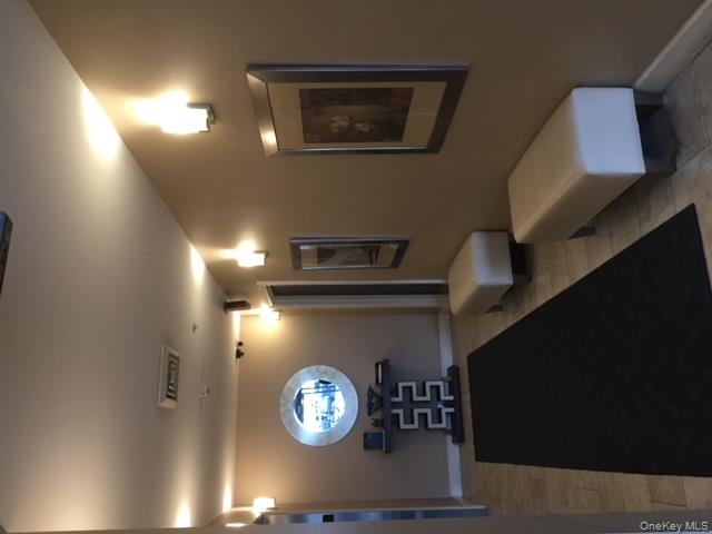 26 W Broadway # 301, Long Beach, NY 11561