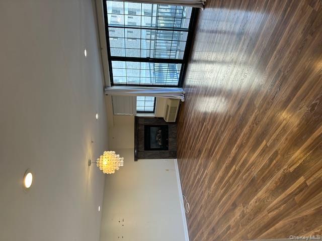 26 W Broadway # 301, Long Beach, NY 11561