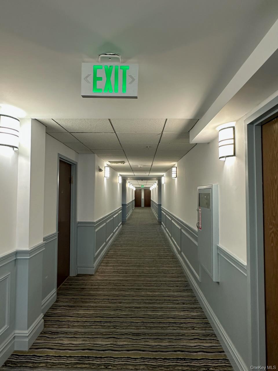 26 W Broadway # 301, Long Beach, NY 11561