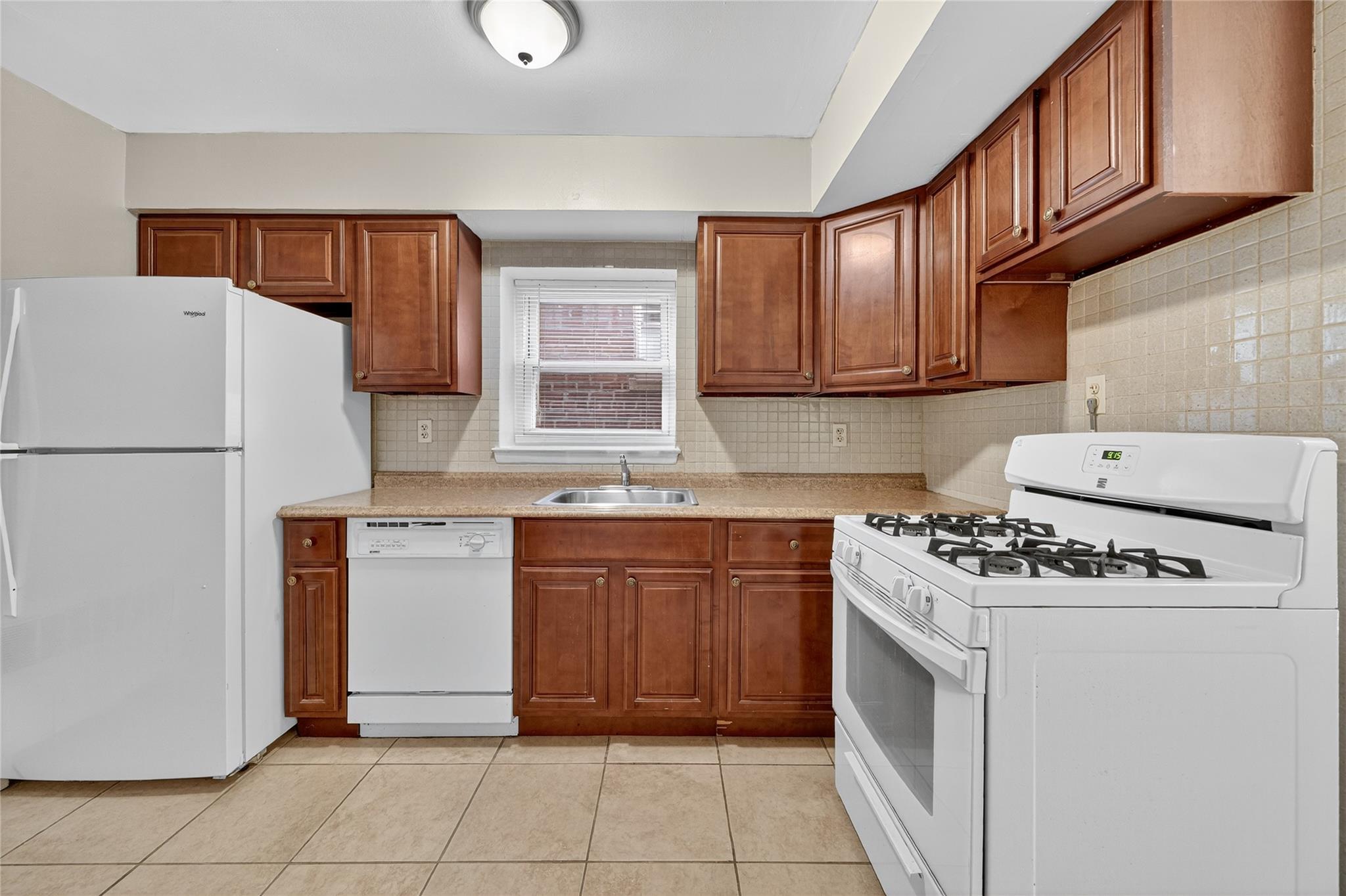 2166 Paulding Avenue, Bronx, NY 10462