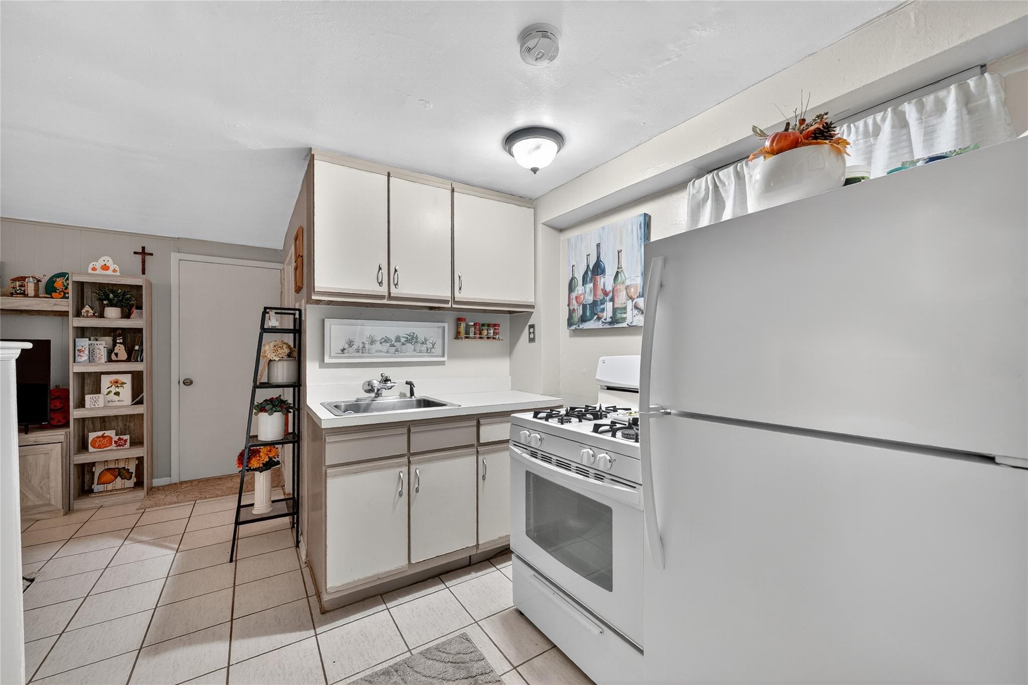 2166 Paulding Avenue, Bronx, NY 10462