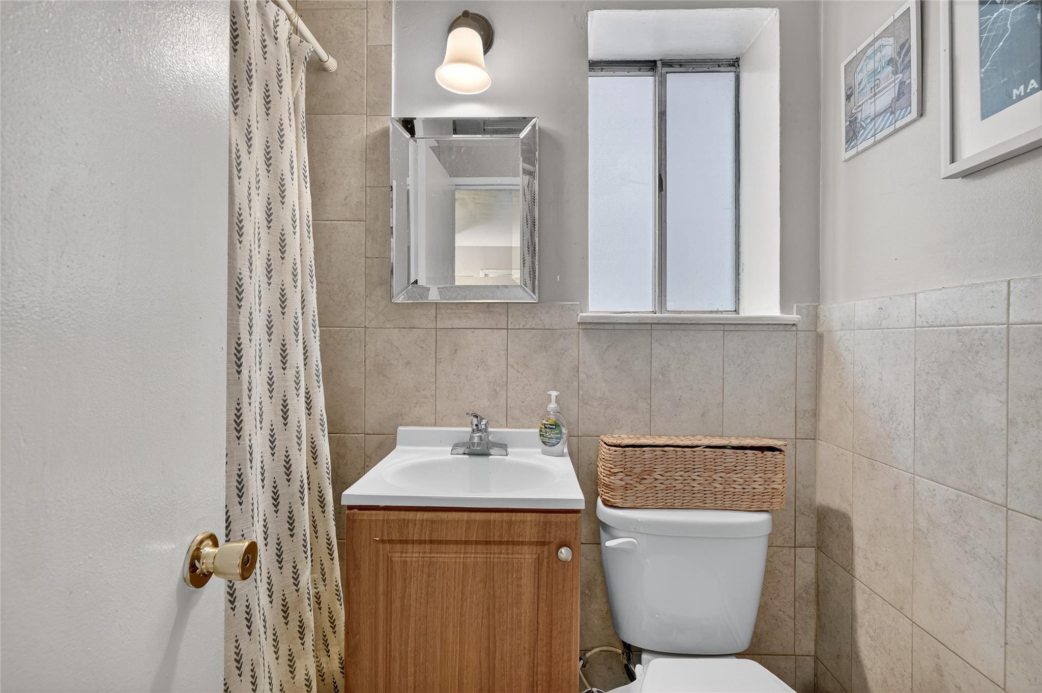 2166 Paulding Avenue, Bronx, NY 10462