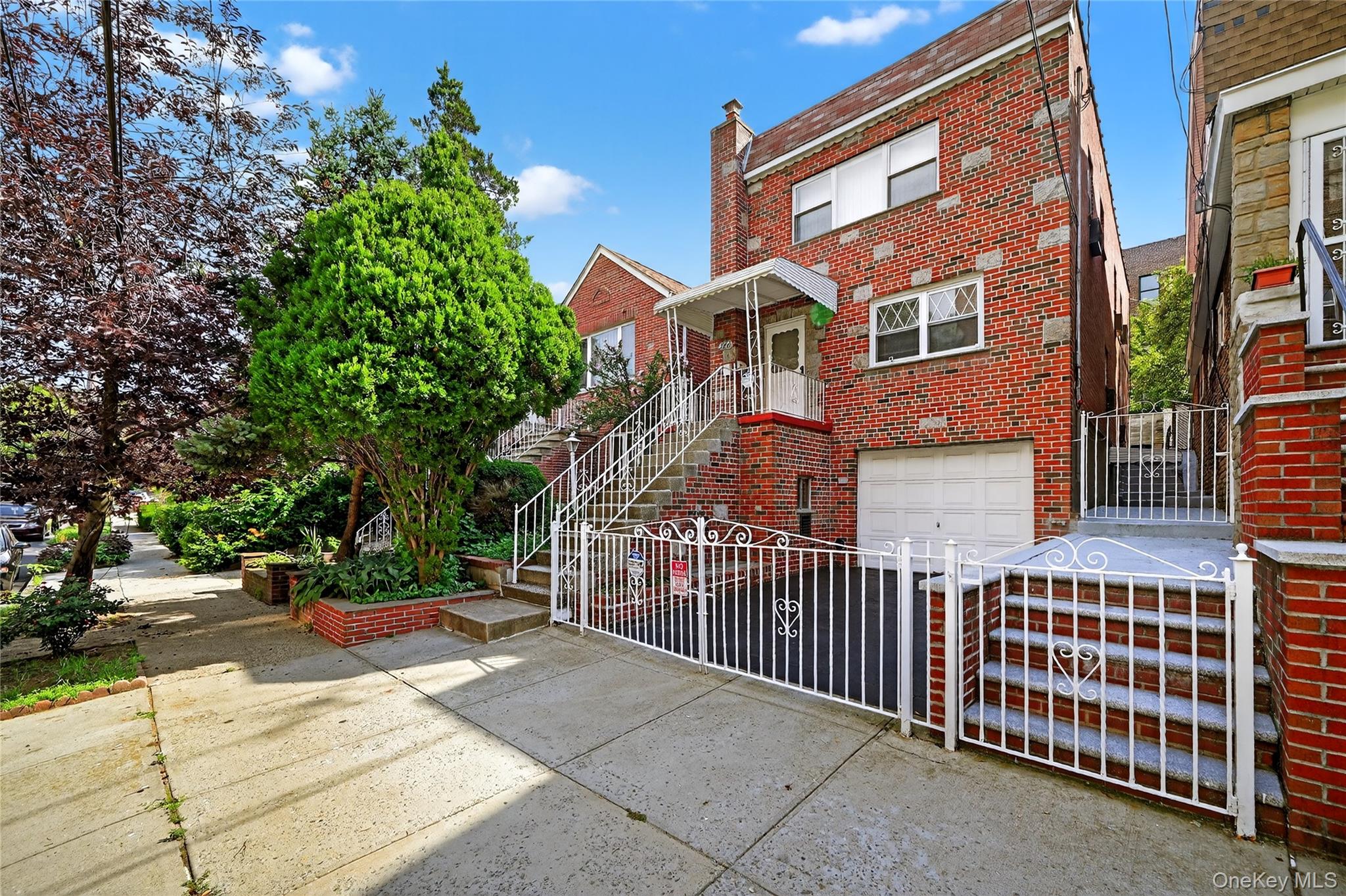 2166 Paulding Avenue, Bronx, NY 10462