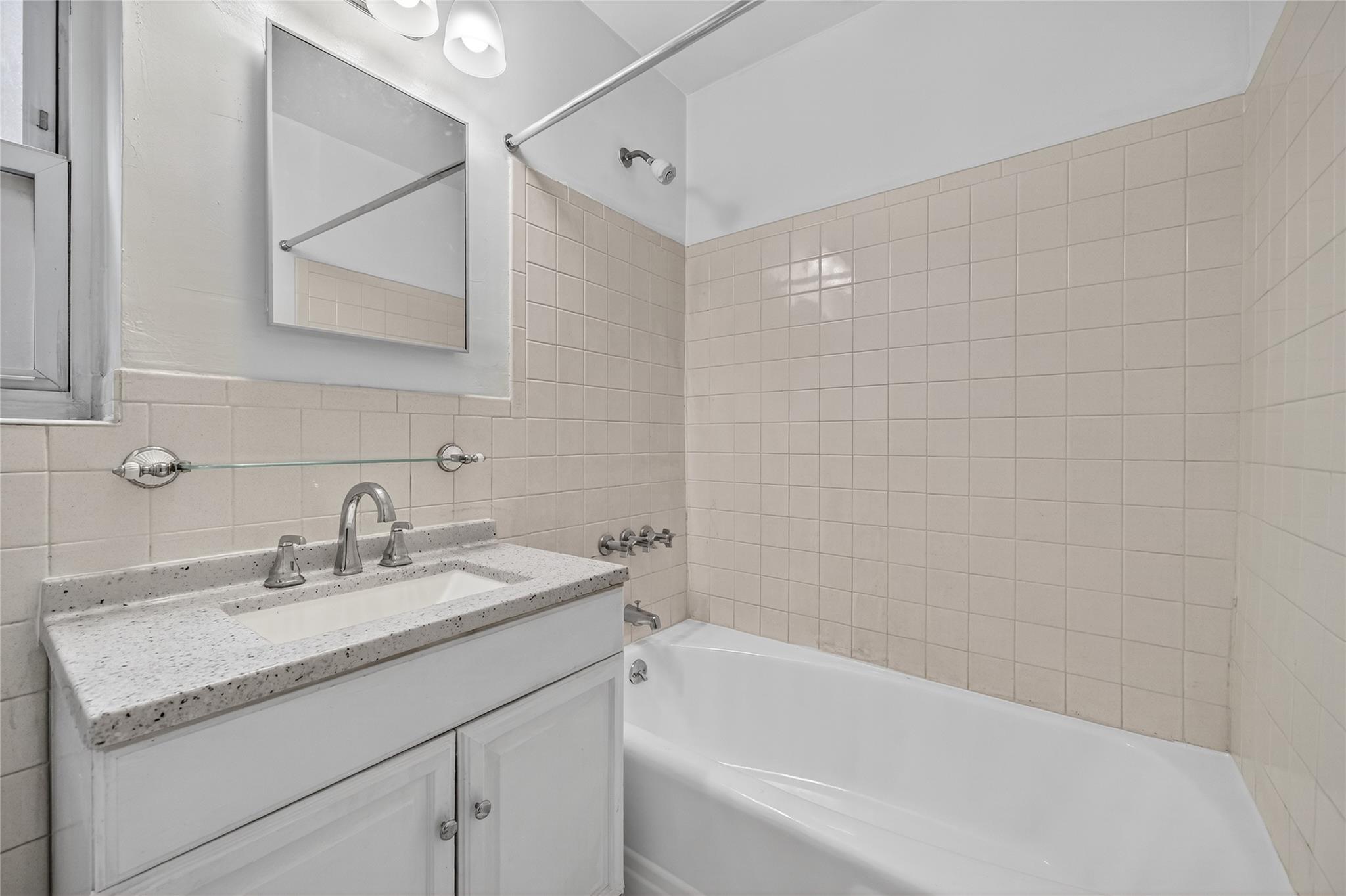 2166 Paulding Avenue, Bronx, NY 10462