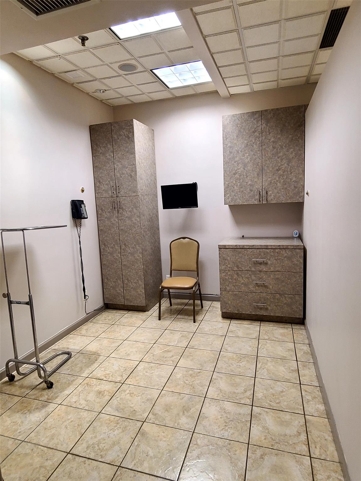 87-08 Justice Avenue # CR+CK, Elmhurst, NY 11373