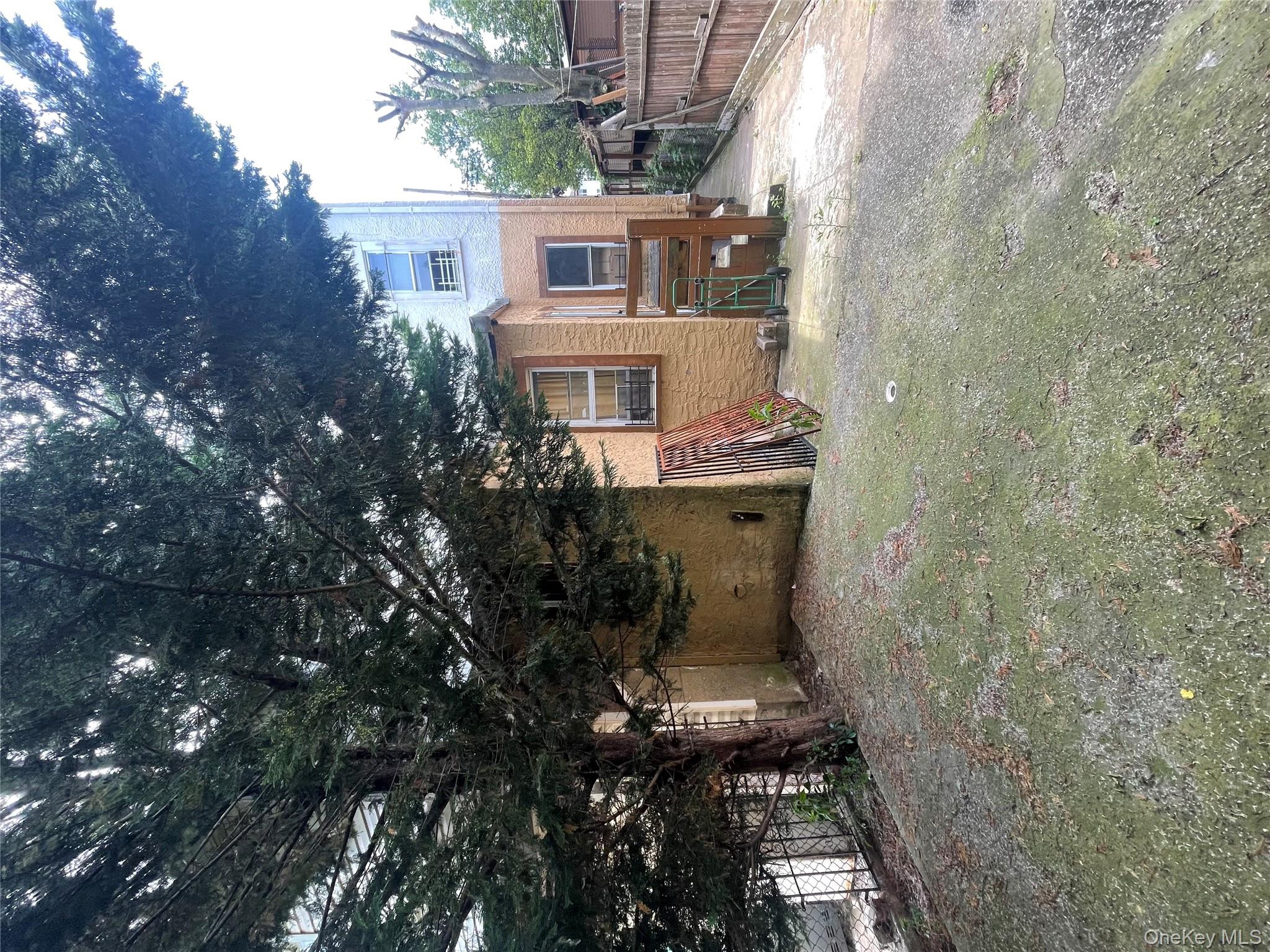 1011 Hemlock Street, Brooklyn, NY 11208