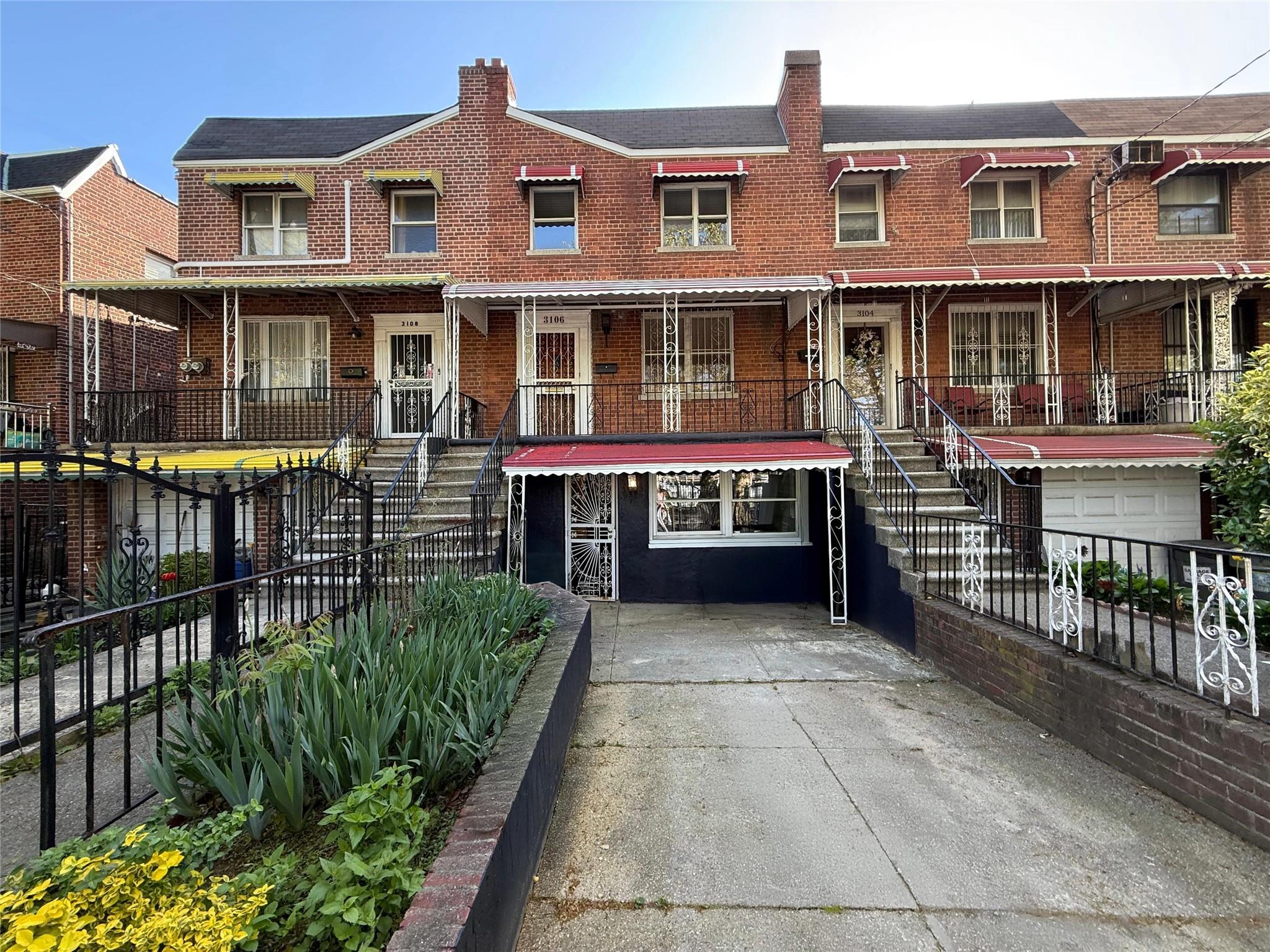 3106 Eastchester Road, Bronx, NY 10469