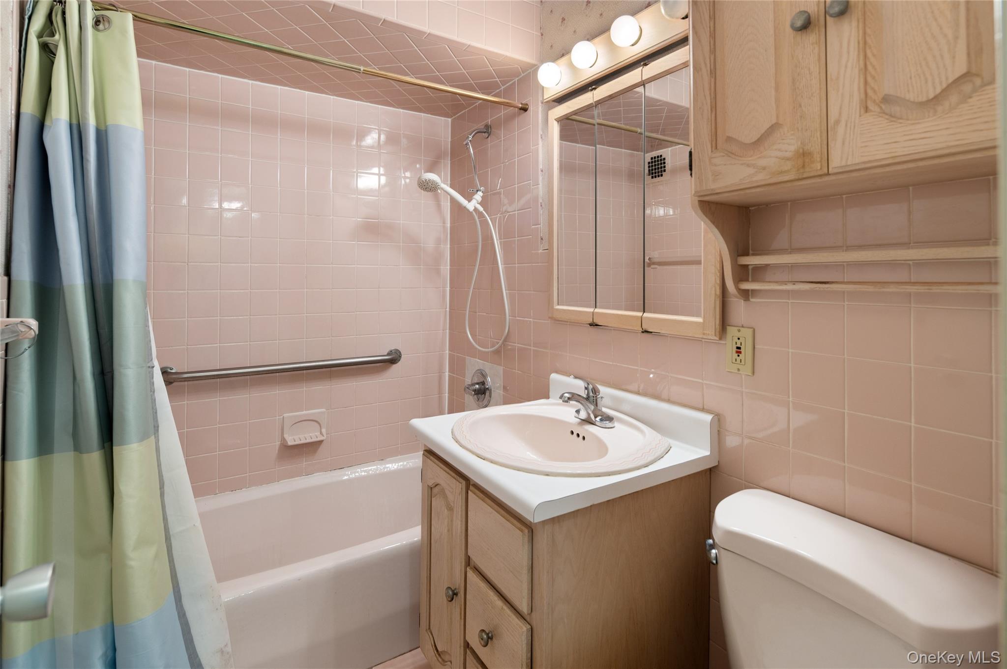 25 Stewart Place # 514, Mount Kisco, NY 10549