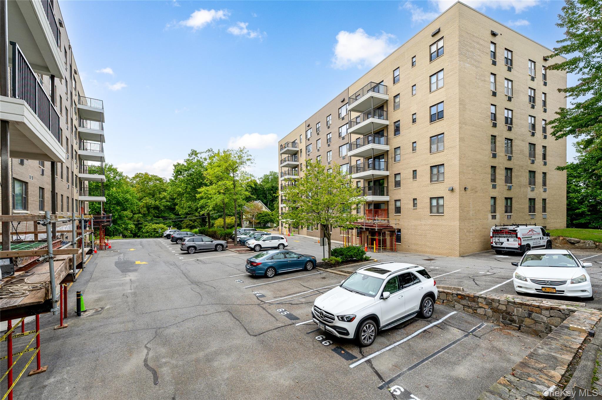 25 Stewart Place # 514, Mount Kisco, NY 10549