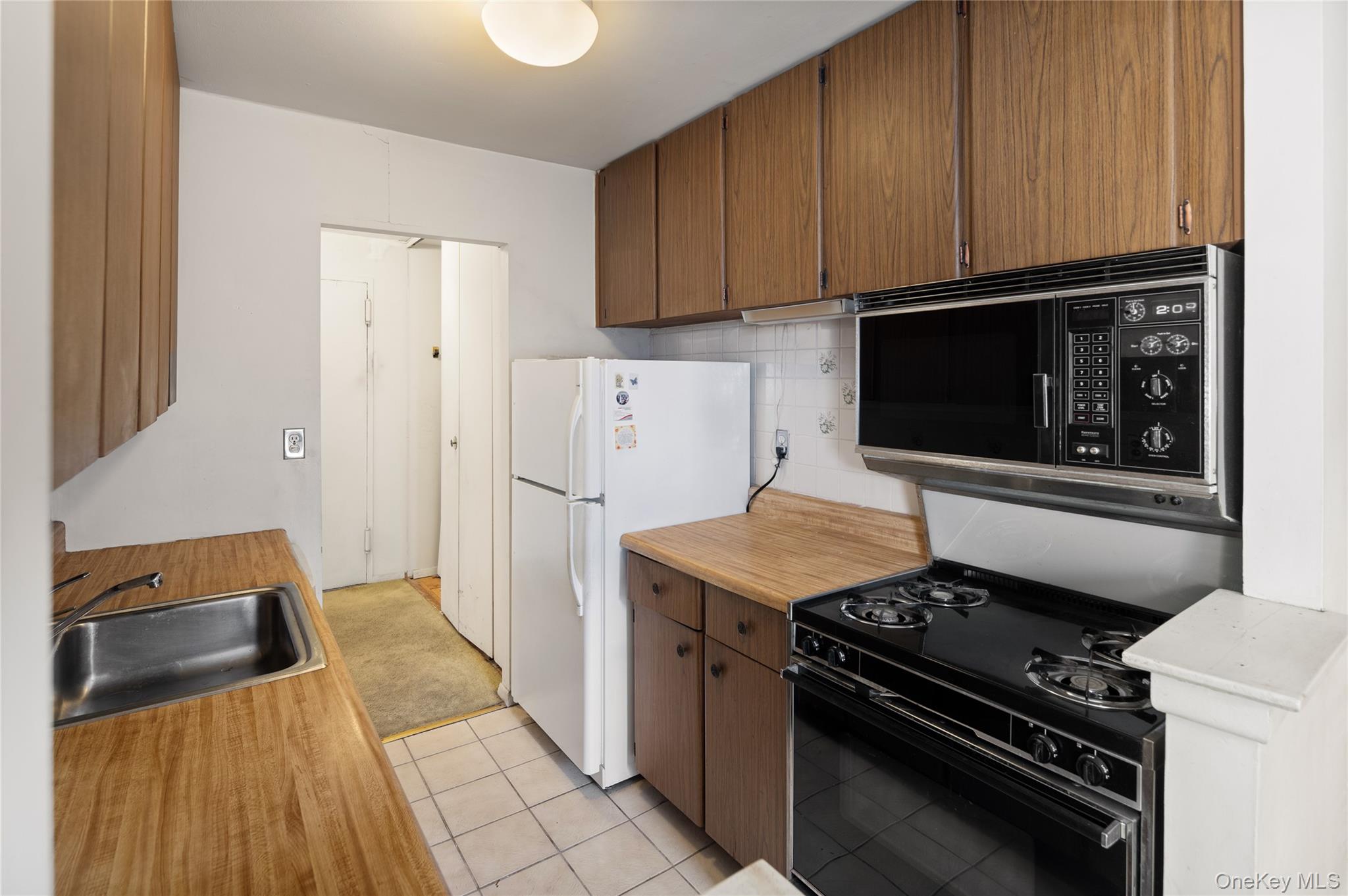 25 Stewart Place # 514, Mount Kisco, NY 10549