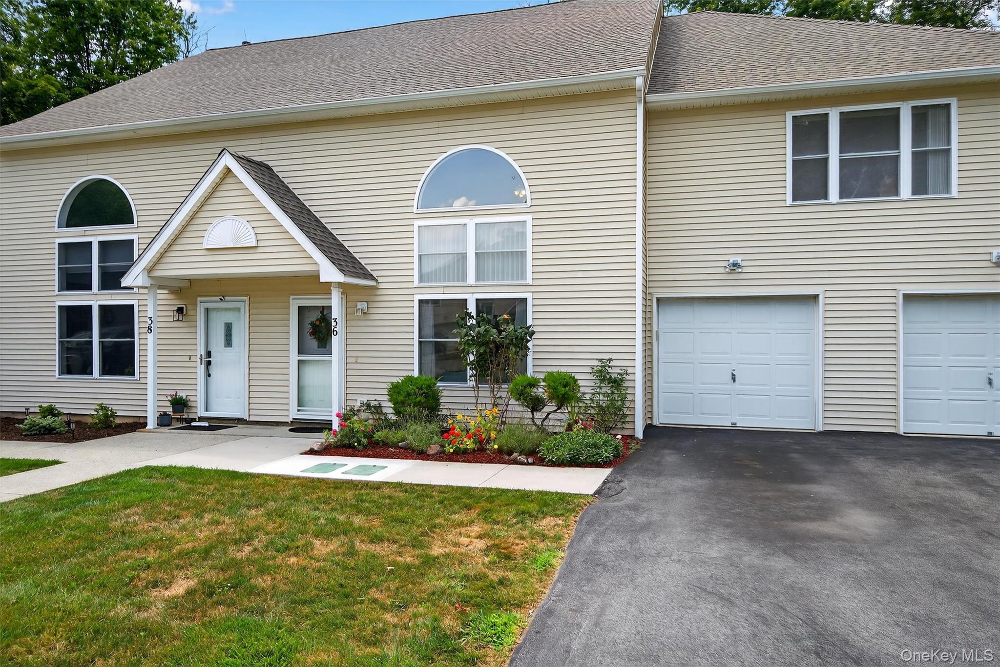 36 Village Cove, Warwick, NY 10990