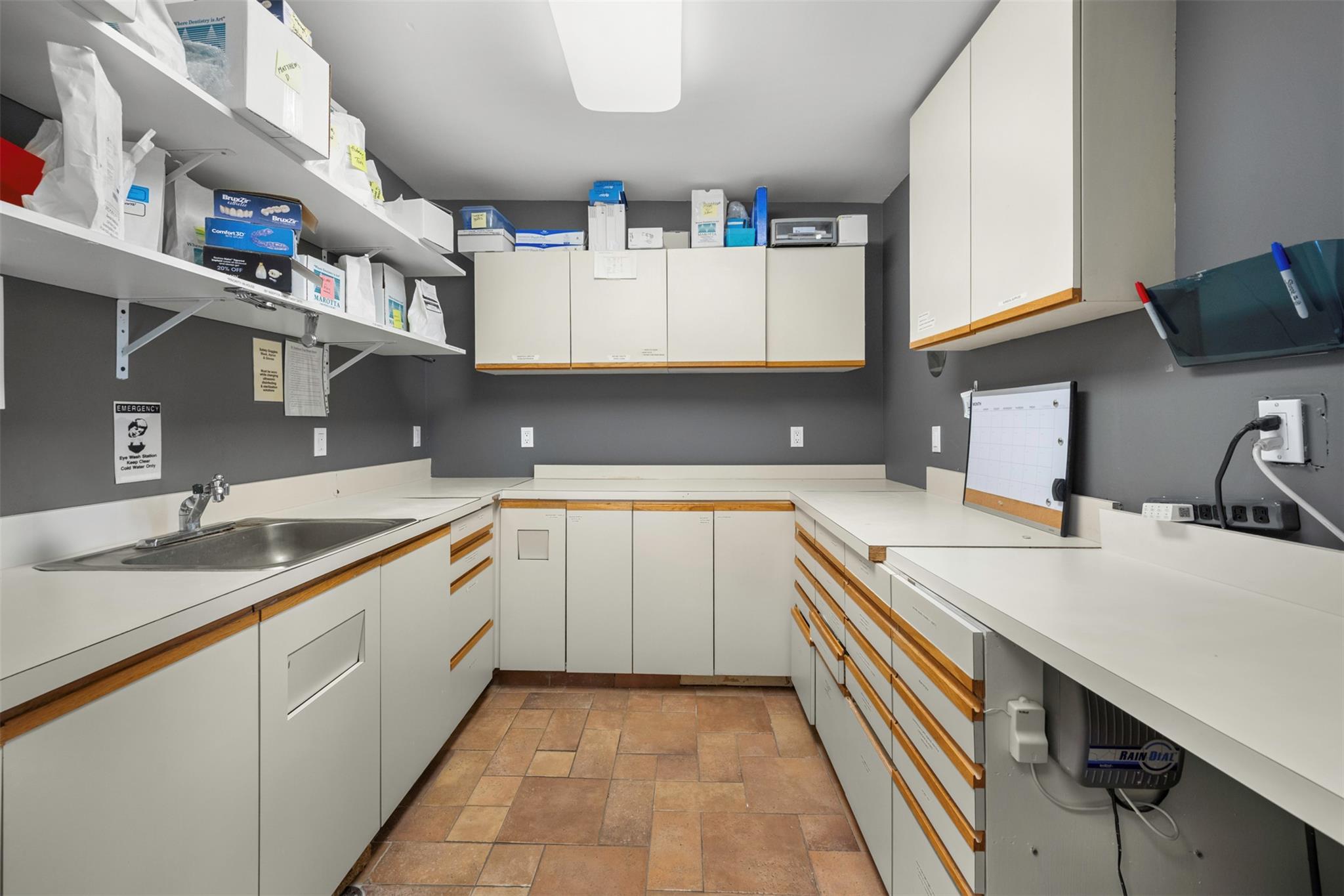 10 Hunter Avenue, Miller Place, NY 11764