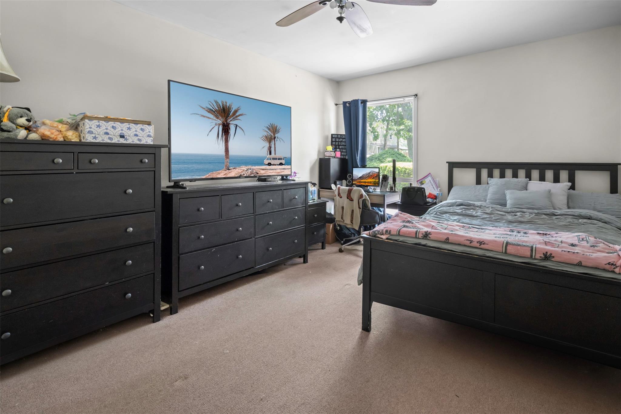 10 Hunter Avenue, Miller Place, NY 11764